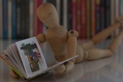 tekenpop-met-boek